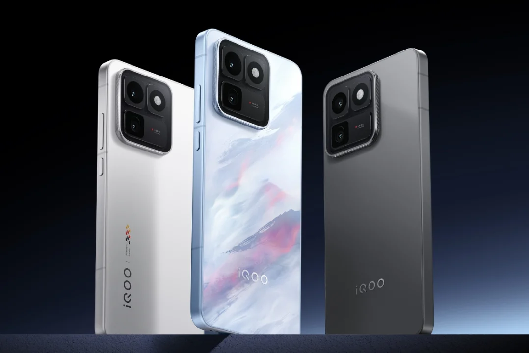 iQOO 15T Diumumkan: Usung Dimensity 9500 Monster Chip, Baterai 8000 mAh, hingga Kamera 200 MP 4 8093afe64aac042fb1001cc9eea1a491