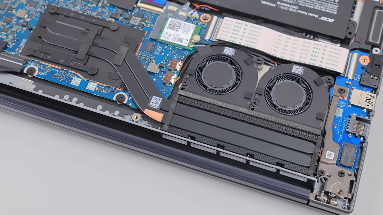 Review Acer TravelMate X4 14 AI: Laptop Bisnis AI Cepat, Ringan & Produktif 15 Acer TravelMate X4 14 AI 22