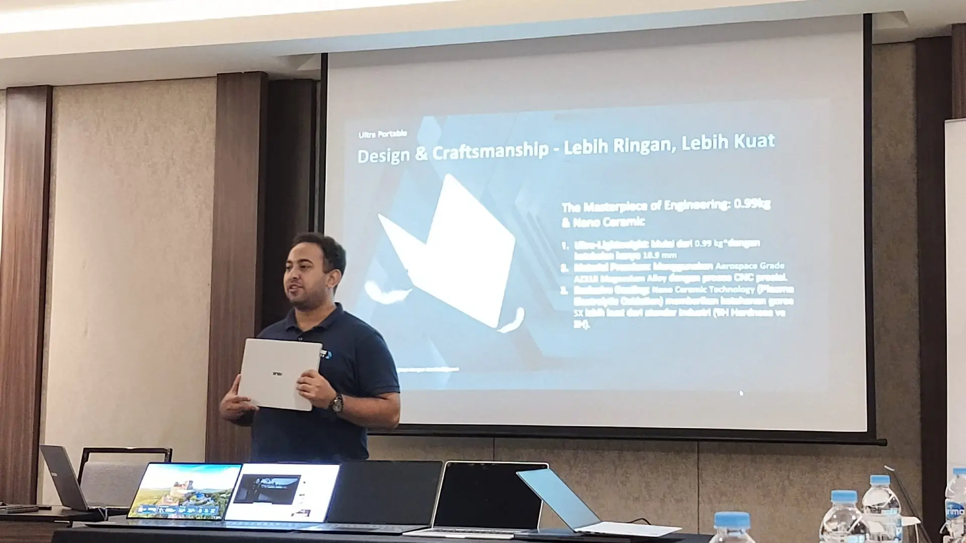 Bukan Cuma untuk Rapat: Siapa Saja yang Cocok Pakai ASUS ExpertBook Ultra? &bull; Jagat Review