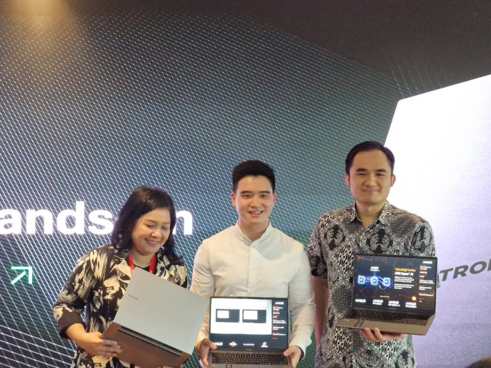 Polytron Luxia Ryzen 5 7430U Resmi Hadir, Harga Rp 7 Jutaan &bull; Jagat Review