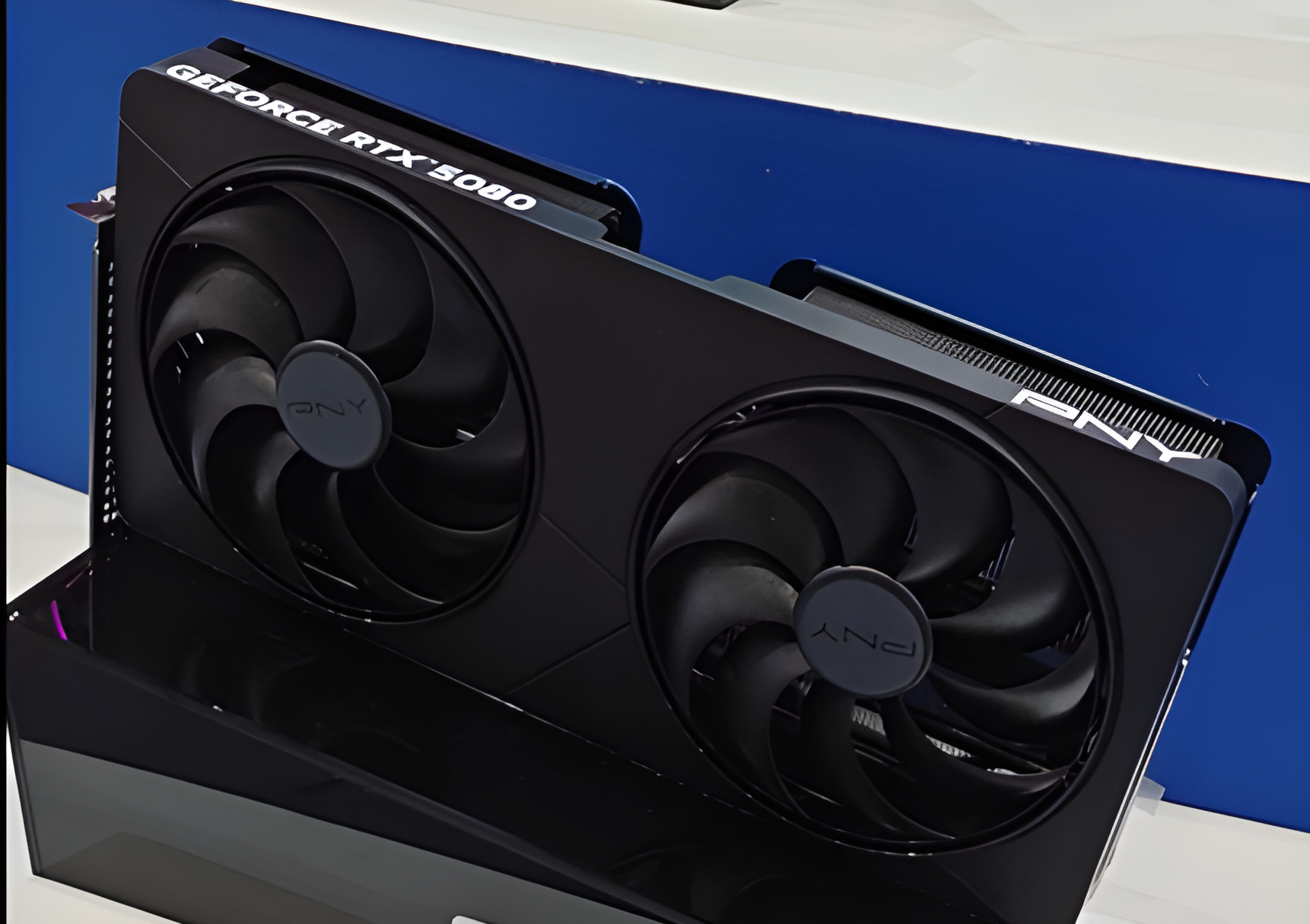 PNY Pamer RTX 50 Series Slim di Computex 2026, Tetap Kencang Meski Lebih Tipis 15 PNY RTX 50 series Slim