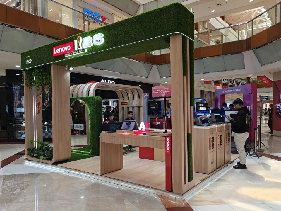 Mencoba Langsung Produk Lenovo Edisi Terbatas di Booth Lenovo x FIFA World Cup 26 Experience 1 Booth Experience Lenovo FIFA World Cup Edition 26 Custom