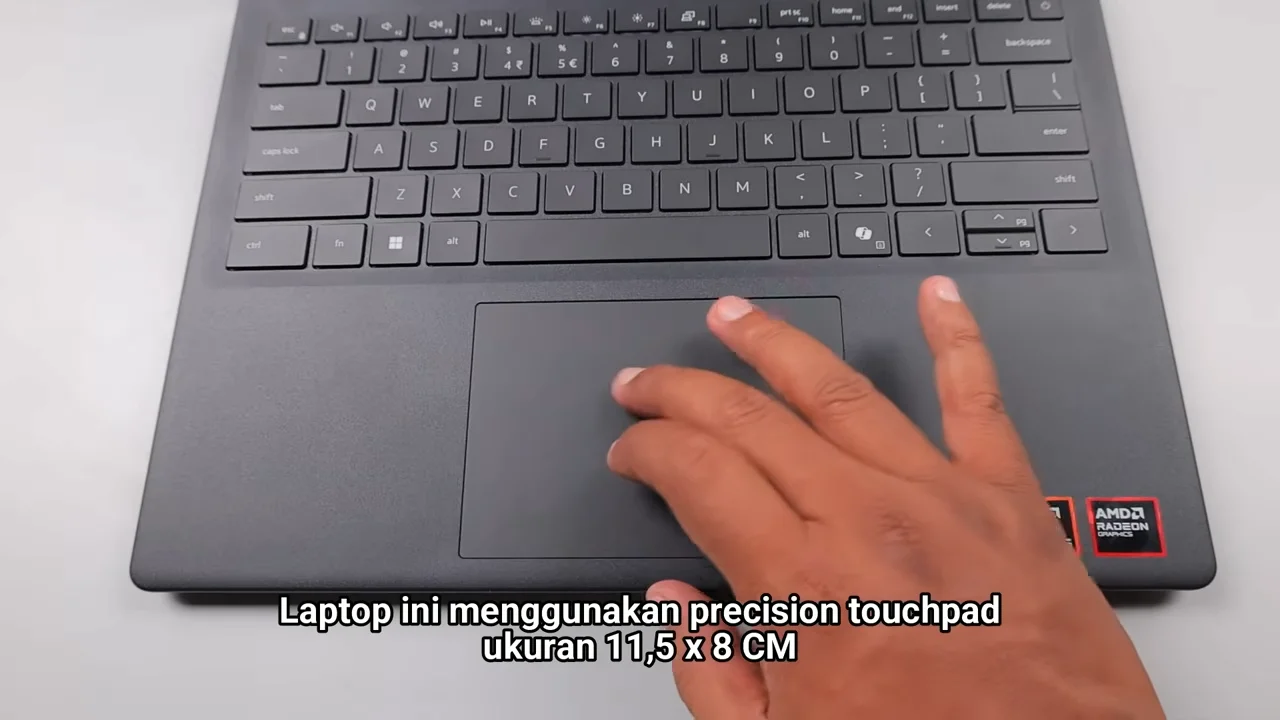 Review Dell Pro 14 Essential: Dell Bikin Laptop Bisnis Terjangkau? Performanya Gimana? 11 Dell Pro 14 Essential 17