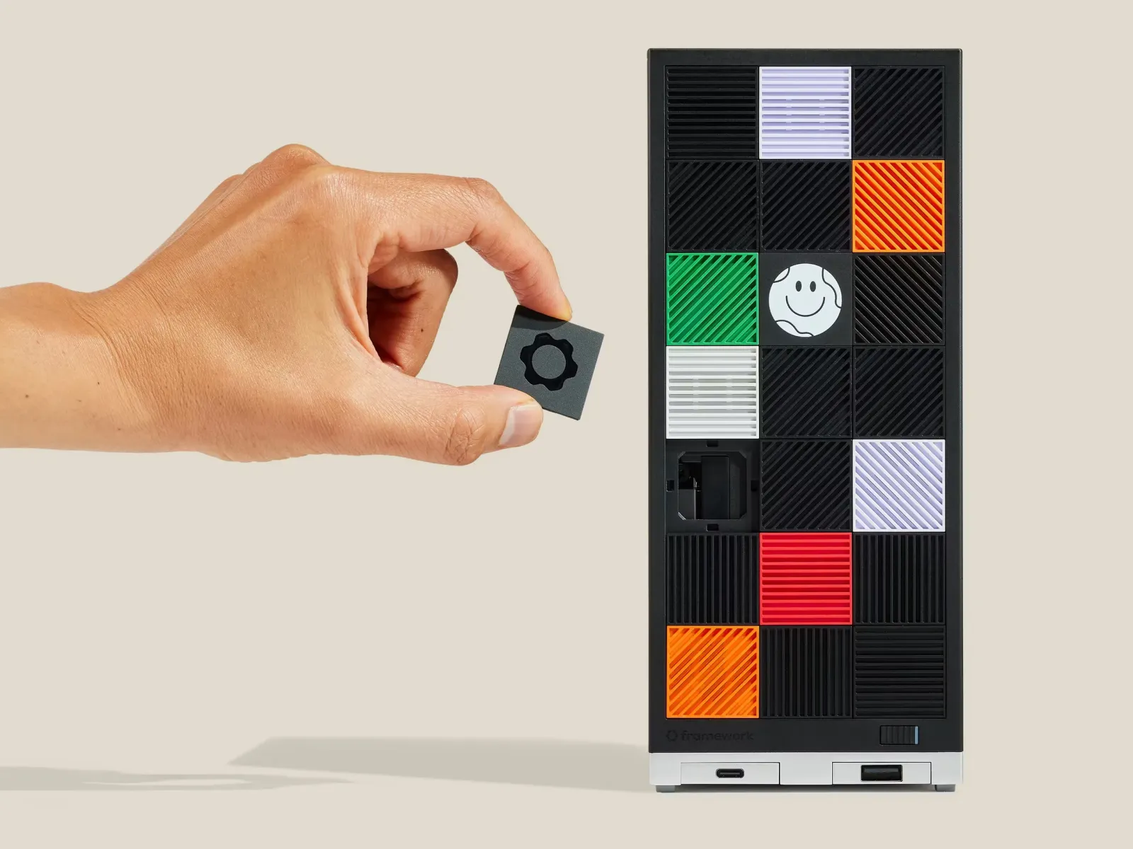 Framework-has-launched-a-new-Framework-Desktop-with-up-to-192-GB-of-memory-q82-w2560-h