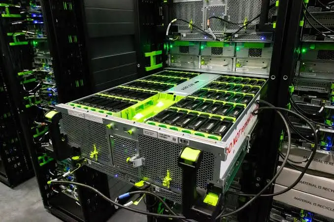 Meta Sulap RAM DDR4 Bekas Buat Server AI, Pangkas Kebutuhan Server hingga 25% 26 meta server AI RAM DDR4 Bekas