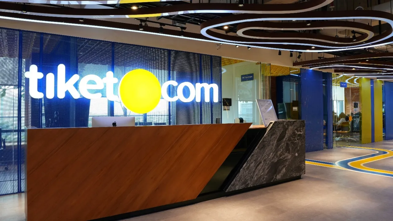 tiket.com microsoft