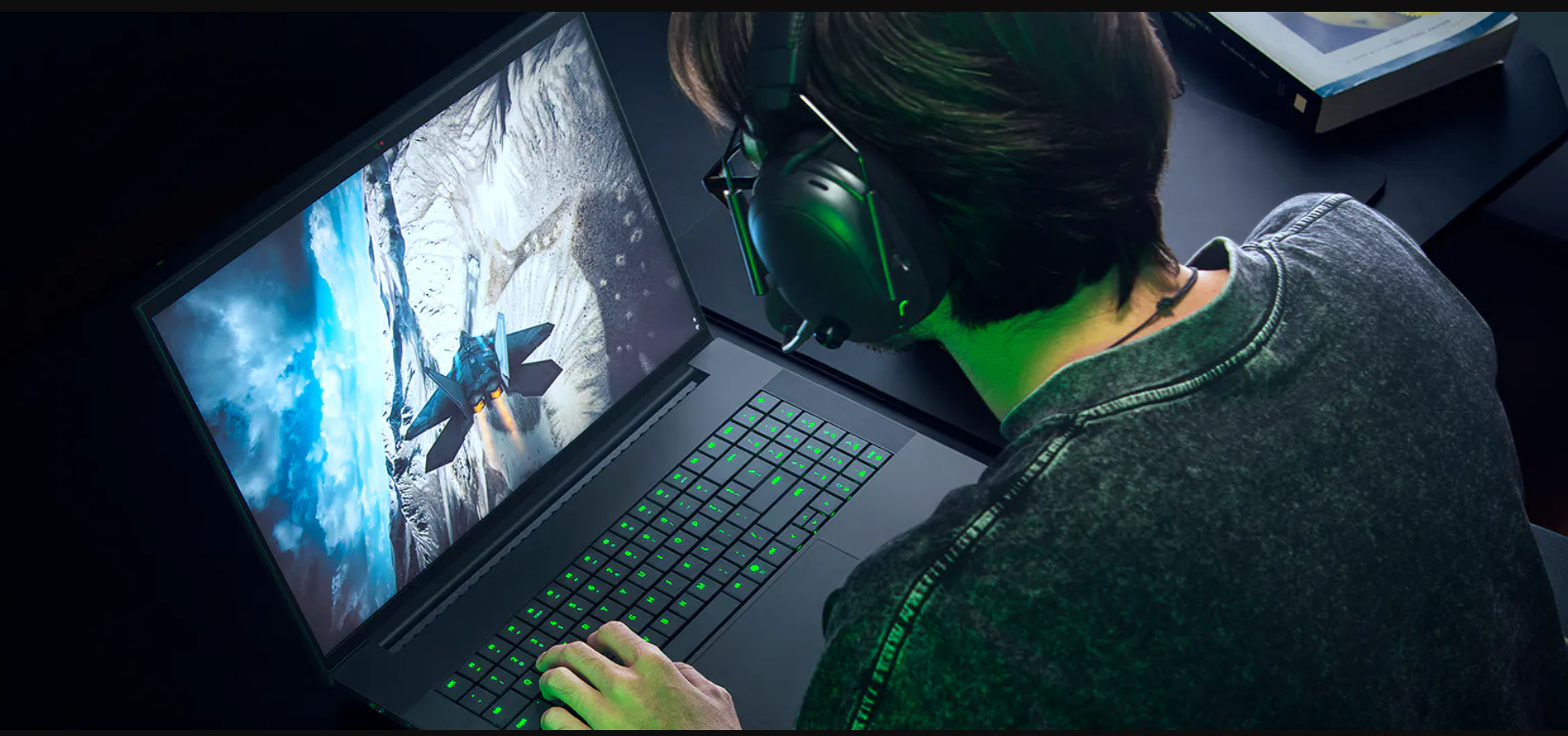 Pemilik Razer Blade 18 Temukan Cacat Pada Sistem Pendingin Laptop Miliknya 4 637198d38ed5a146cb1bec21ecacc7d5