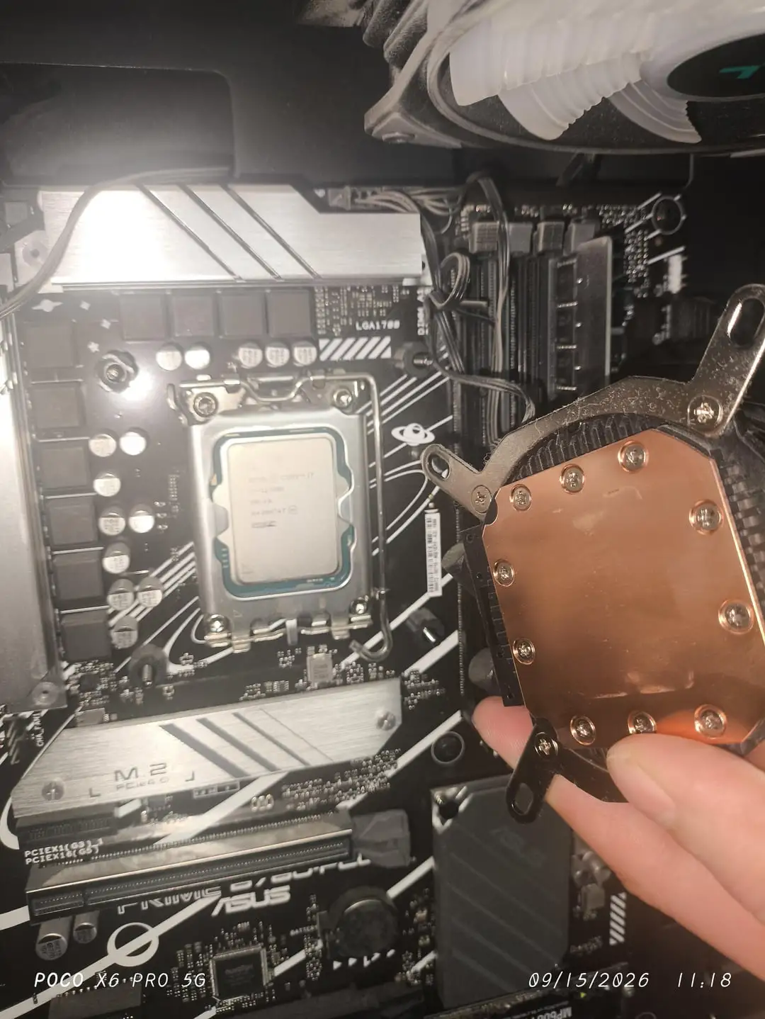 Sudah Dipakai 3 Tahun, PC dengan Core i7-12700K Ini Jalan Tanpa Thermal Paste 2 Core i7-12700K tanpa thermal paste